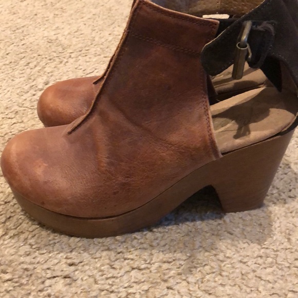 Free people amber orchard clog. Worn once - Picture 4 of 5
